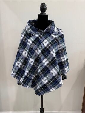 The Vermont Flannel Co women’s flannel poncho S/M -NEOT